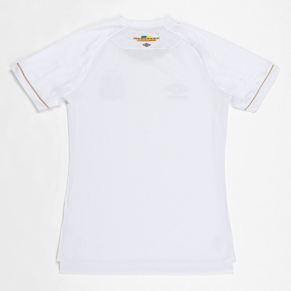 https://static.santosstore.com.br/produtos/camisa-santos-i-2627-sn-jogador-umbro-feminina/32/SID-0110-032/SID-0110-032_zoom2.jpg