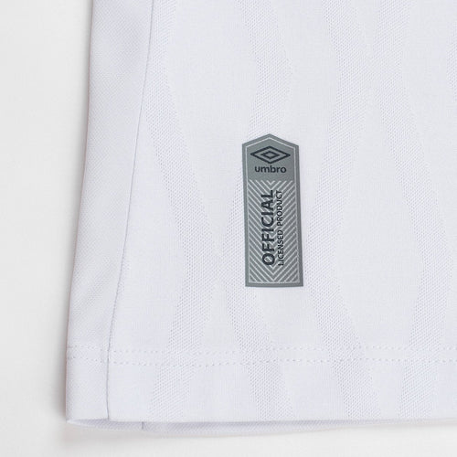 https://static.santosstore.com.br/produtos/camisa-santos-i-2627-sn-torcedor-umbro-masculina/32/SID-0111-032/SID-0111-032_zoom5.jpg