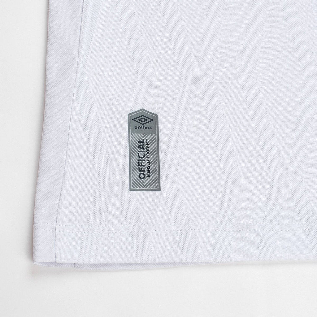https://static.santosstore.com.br/produtos/camisa-santos-i-2627-sn-torcedor-umbro-feminina/32/SID-0112-032/SID-0112-032_zoom5.jpg
