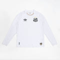 https://static.santosstore.com.br/produtos/camisa-manga-longa-santos-i-2627-sn-torcedor-umbro-masculina/32/SID-0117-032/SID-0117-032_zoom1.jpg