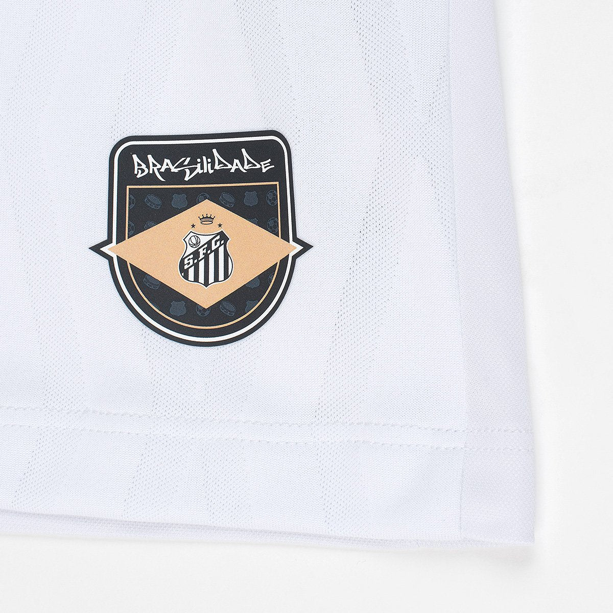 https://static.santosstore.com.br/produtos/camisa-manga-longa-santos-i-2627-sn-torcedor-umbro-masculina/32/SID-0117-032/SID-0117-032_zoom4.jpg